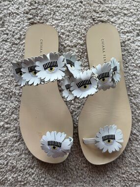 Chiara Ferragni White Daisy Eye Slide Sandals